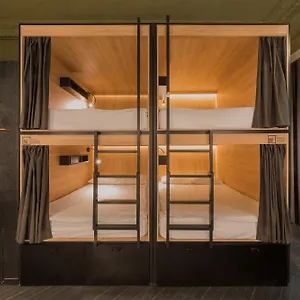  Hostal Globe Runner